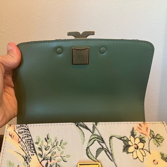 Tory Burch Small Eleanor Bag (Winter Sage) - Picture 4 of 13